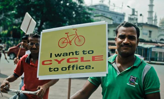 Kolkata cyclists demand right to ride