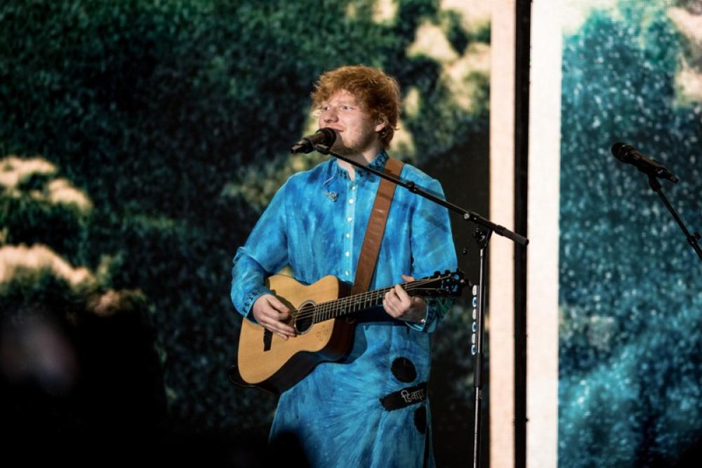 Ed Sheeran conquers India's tinsel town Mumbai