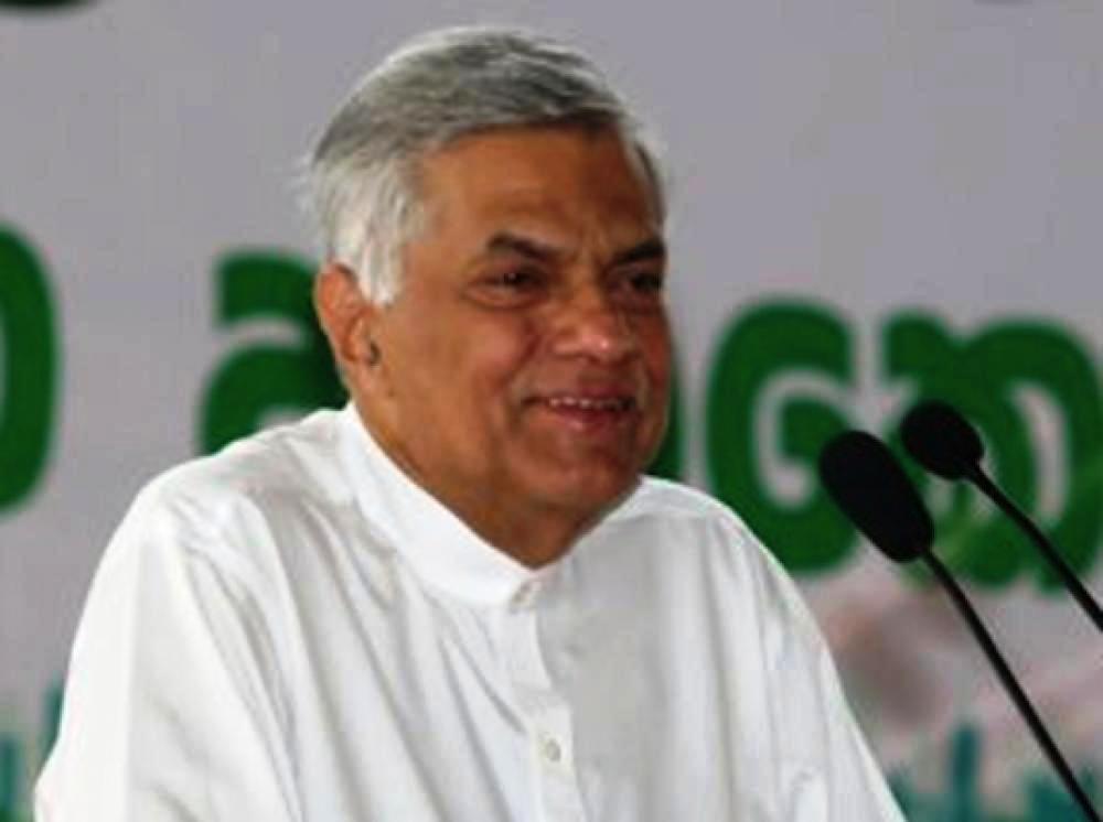 Sri Lanka: Parliament demands sacked PM be reinstated