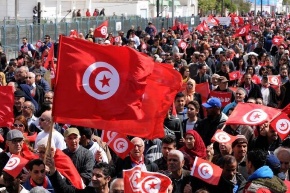 Tunisia: Citizens stage anti-austerity protests