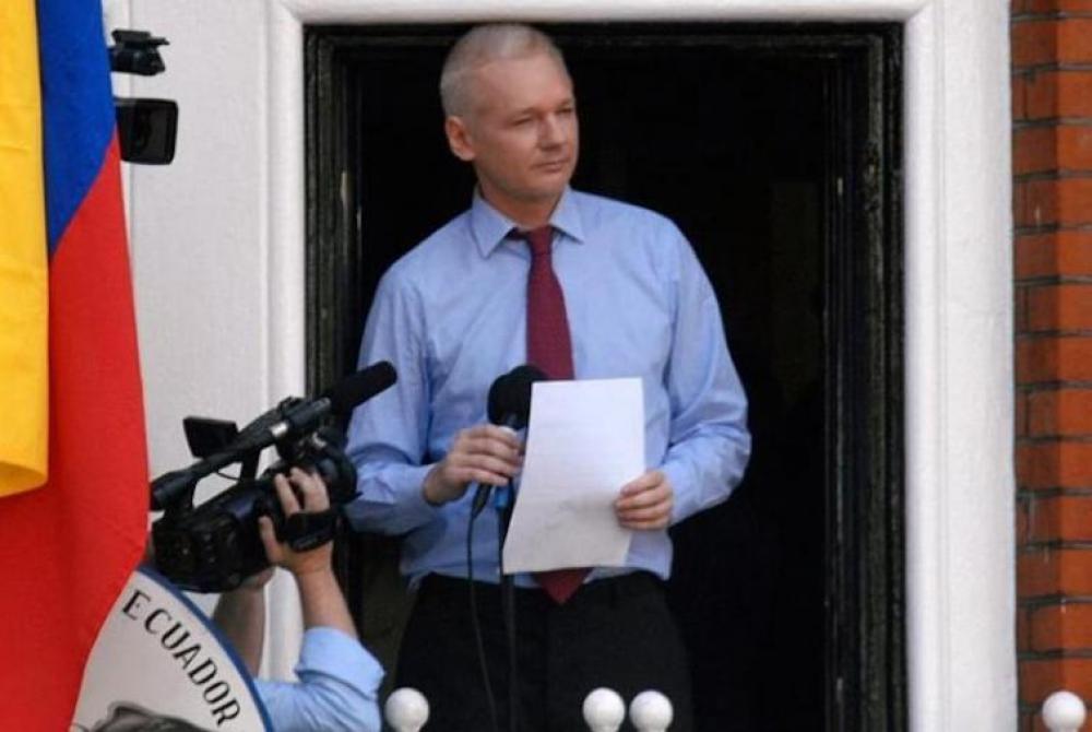 WikiLeaks: US justice department delivers Assange's extradition request to UK authorities