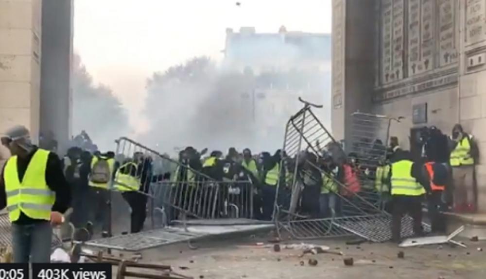 France revises 2019 growth target due to "Yellow Vest" protests