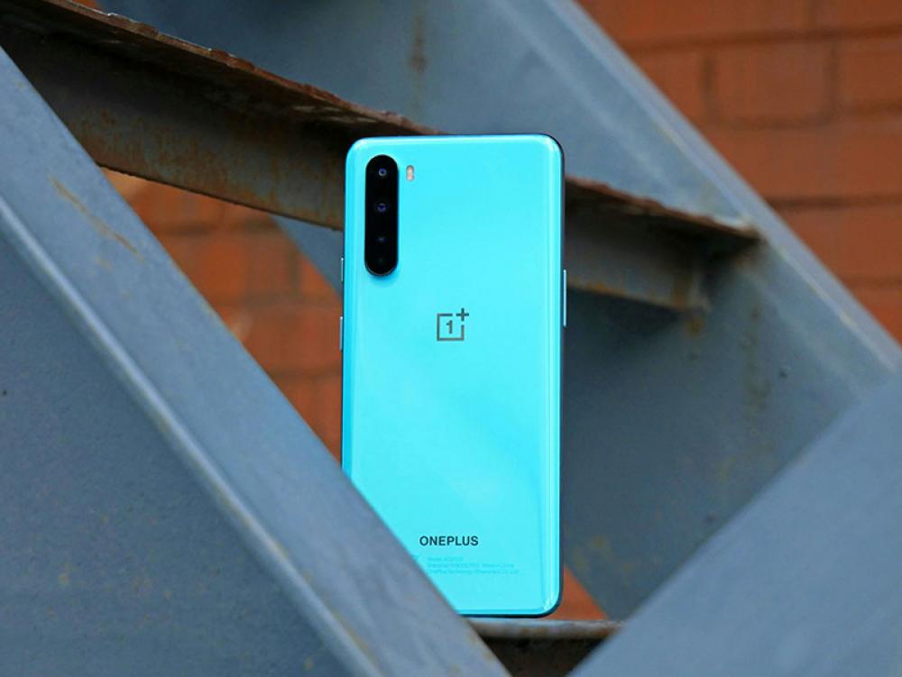 OnePlus pulls OxygenOS 16 update after devices start acting up 
