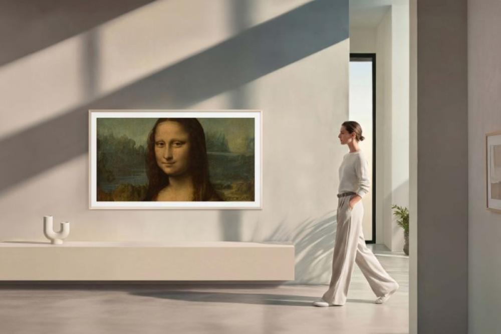 Samsung brings Mona Lisa to your living room with major Louvre Art store expansion 