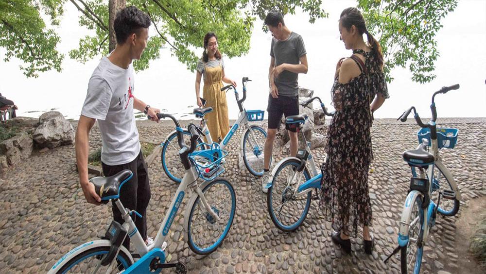 ‘Bicycle Kingdom’ makes a comeback, as China seeks solutions to tackle air pollution crisis
