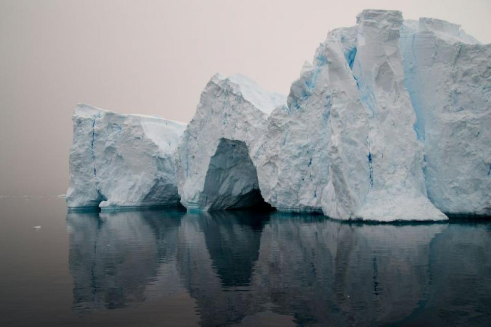 A23a: World's largest and oldest iceberg breaks free and now drifting in Southern Ocean 