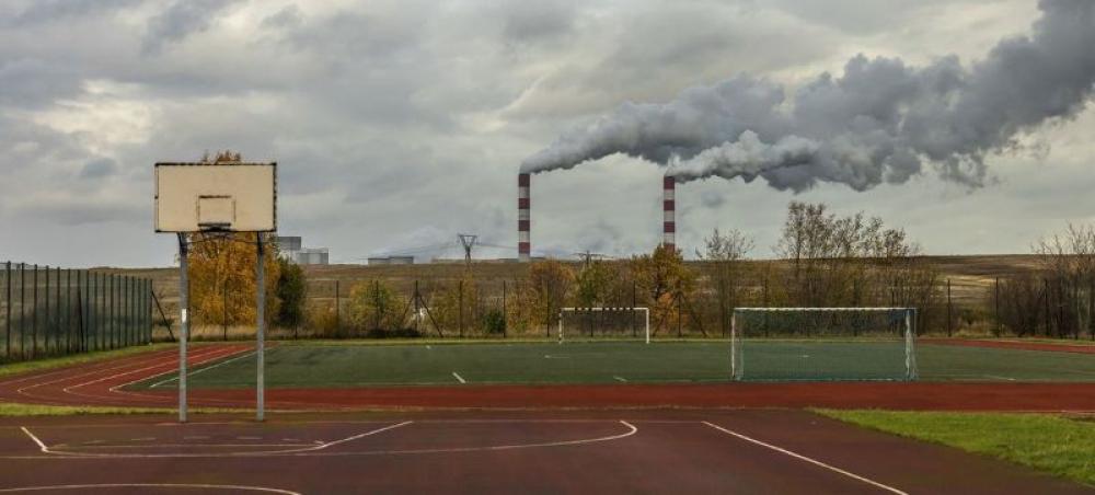 Breathing polluted air causes more than 4.5 million premature deaths every year, say UN climate experts 