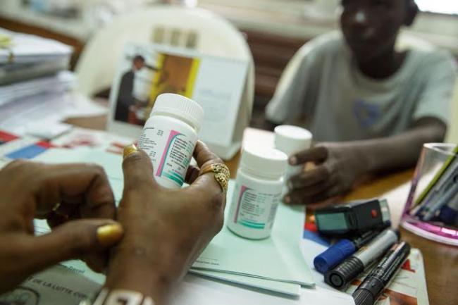 UNAIDS piloting new mobile platform to better inform HIV patients, improve health care