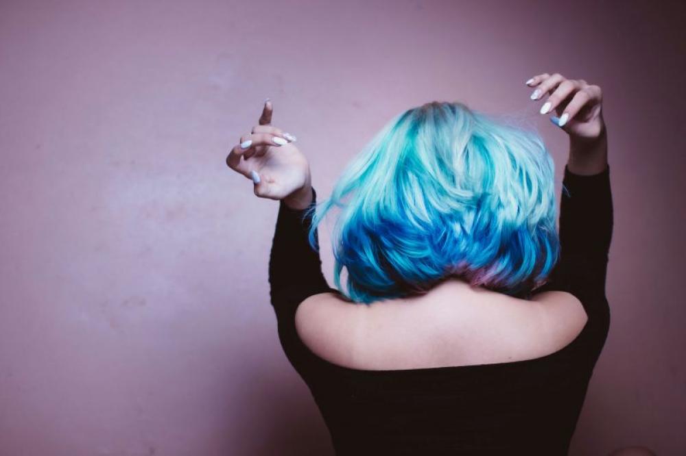 Pop star's hair trend causes kidney problems for Chinese woman