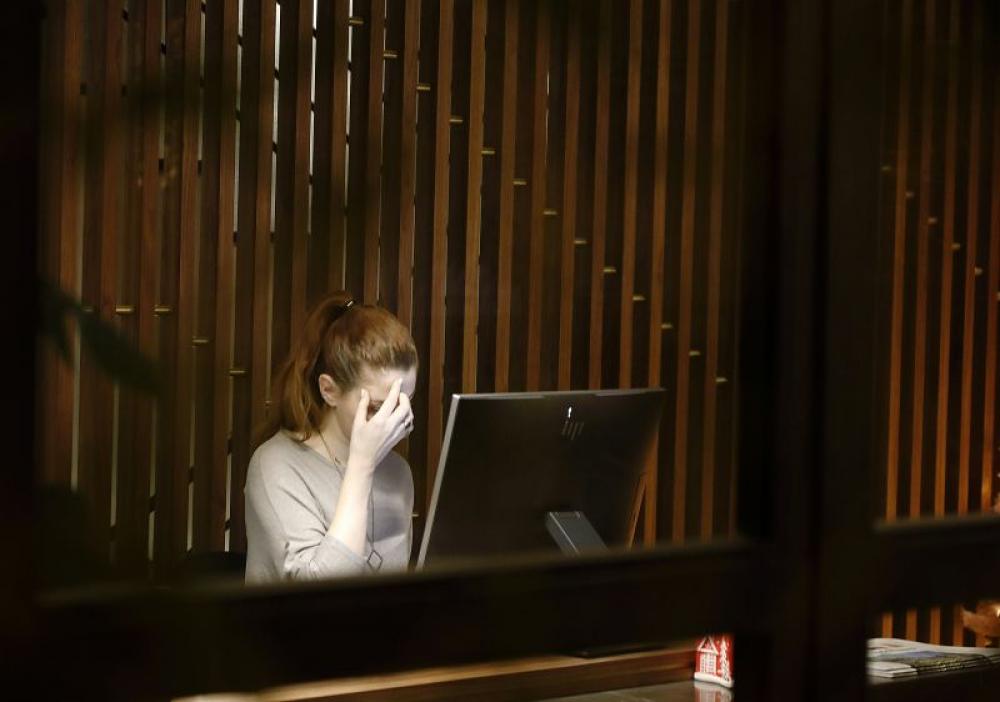 New study finds women who work night shifts are more likely to have asthma New study finds women who work night shifts are more likely to have asthma
