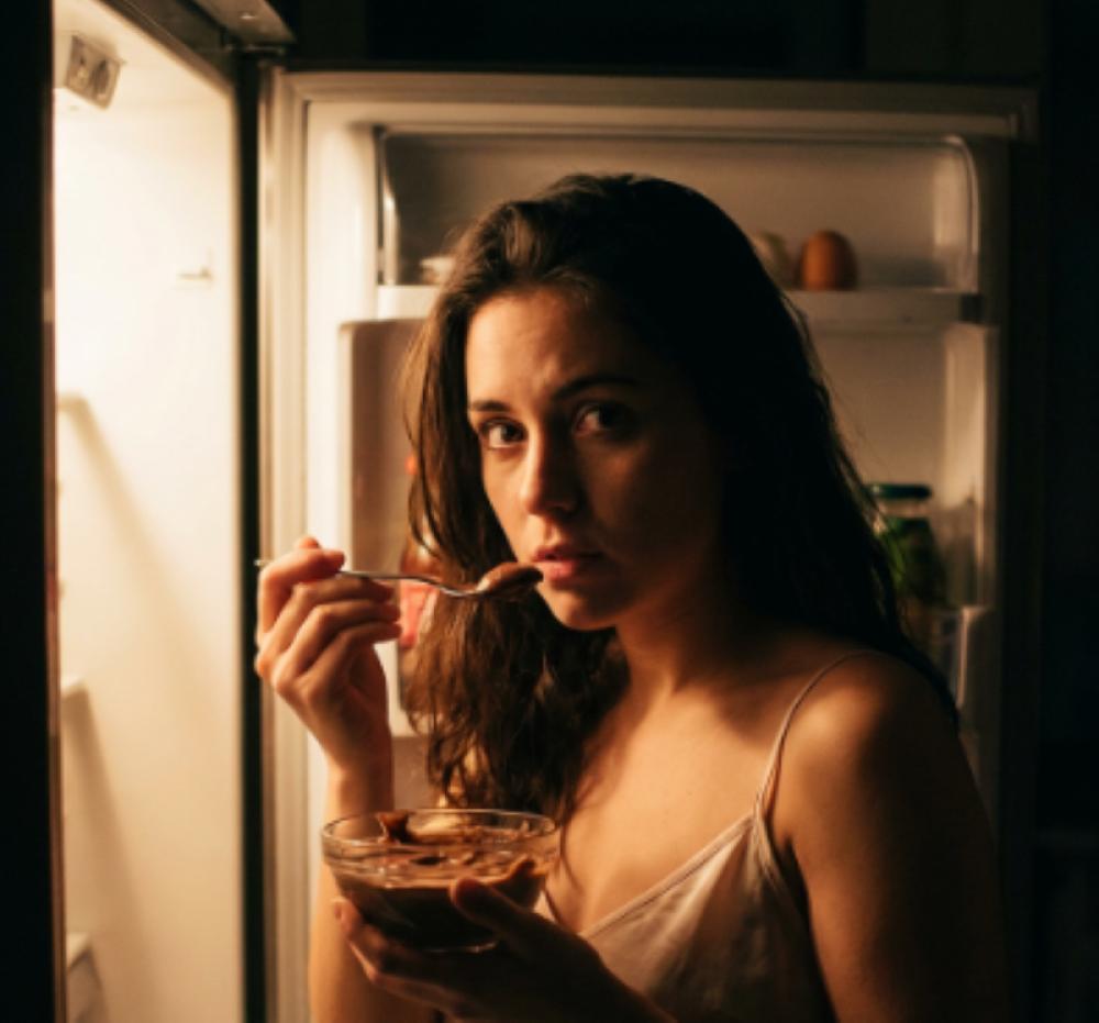 Stressed and eating late? Experts reveal this might be damaging your gut