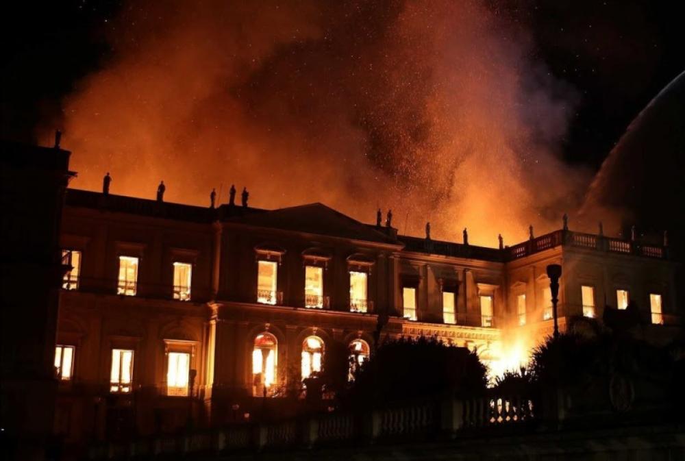 Fire destroys Brazil's National Museum