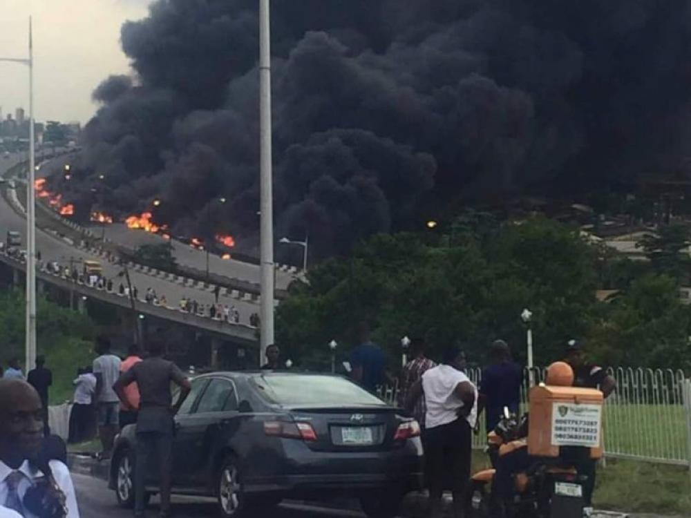 Nigeria: Oil tanker explosion kills 9