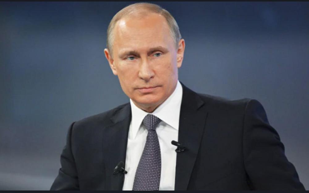Vladimir Putin blames Ukraine forces for escalation in Donbas