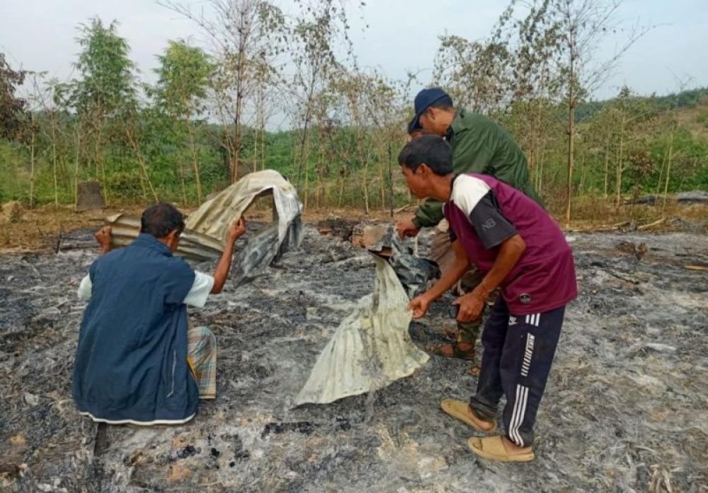 Seventeen Christian houses burned down in Bangladeshi village