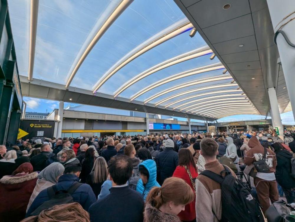 London: South Terminal of Gatwick Airport evacuated after discovery of suspected prohibited item in luggage