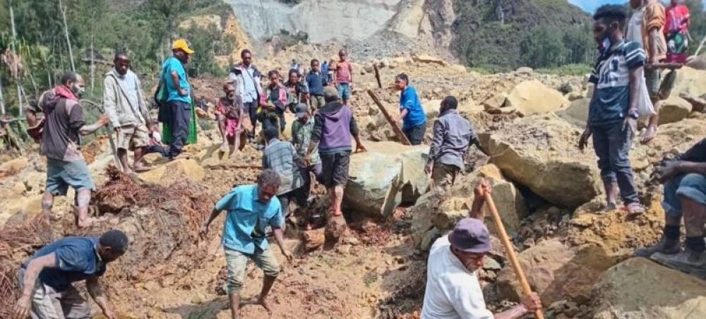 Papua New Guinea landslide: 670 feared dead, says IOM