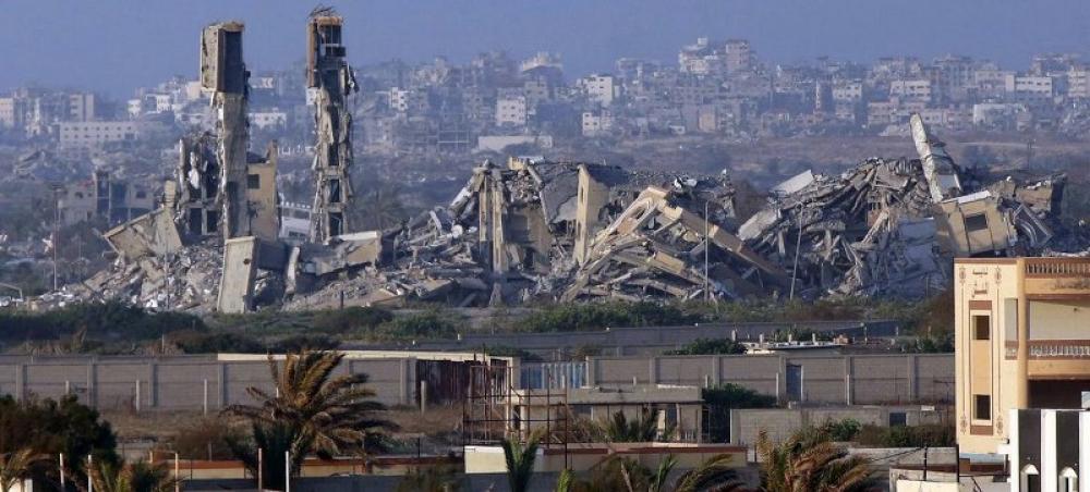 Israeli air strike on school in Gaza strip leaves 16 people dead