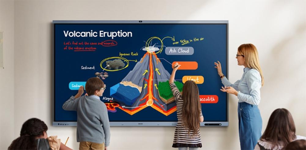 Samsung brings AI power to interactive display at Bett 2025