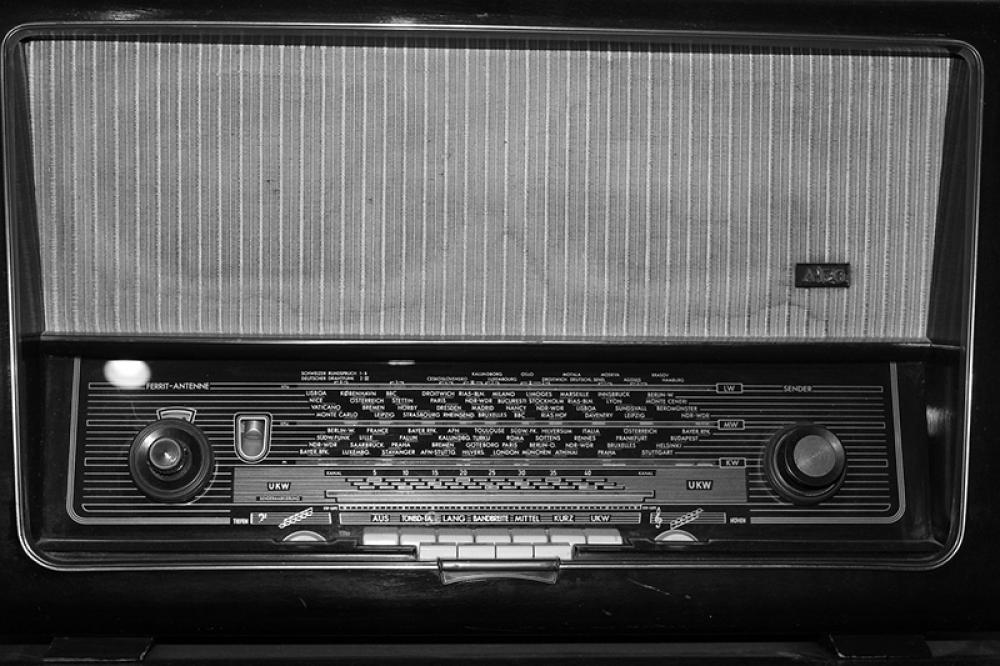 Pakistani FM stations stop airing Indian songs amid Pahalgam terror attack Pakistani FM stations stop airing Indian songs amid Pahalgam terror attack