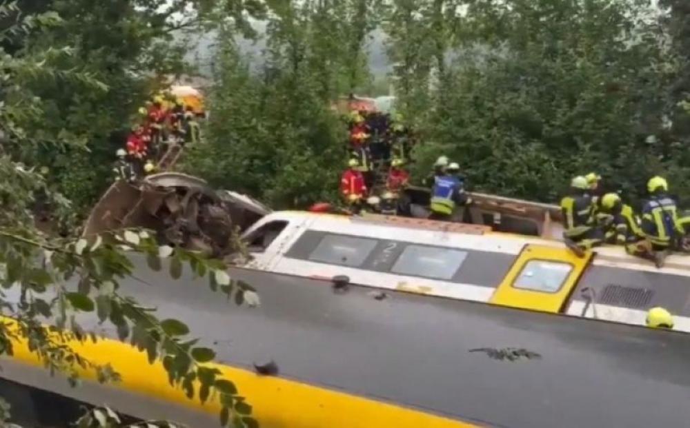Germany: Train derails in Riedlingen, three dead Germany: Train derails in Riedlingen, three dead