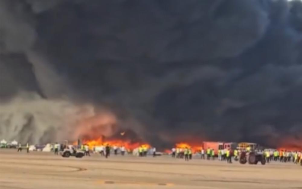 Bangladesh: Major fire breaks out at Dhaka Airport's cargo section, all flight operations suspended Bangladesh: Major fire breaks out at Dhaka Airport's cargo section, all flight operations suspended