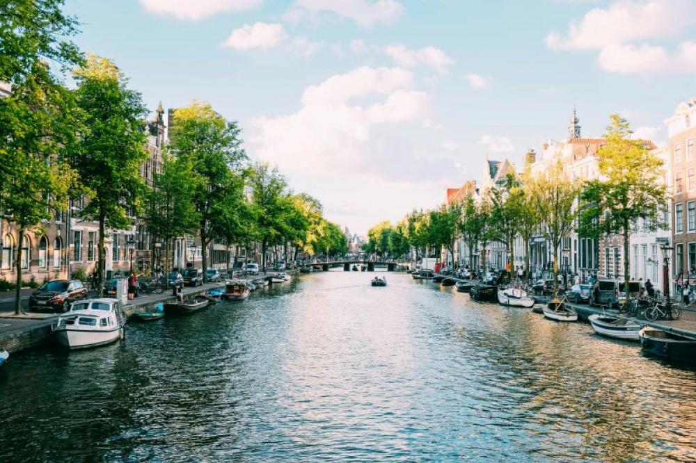 Amsterdam goes hard on tourism with eye-catching 20 percent tax proposal 