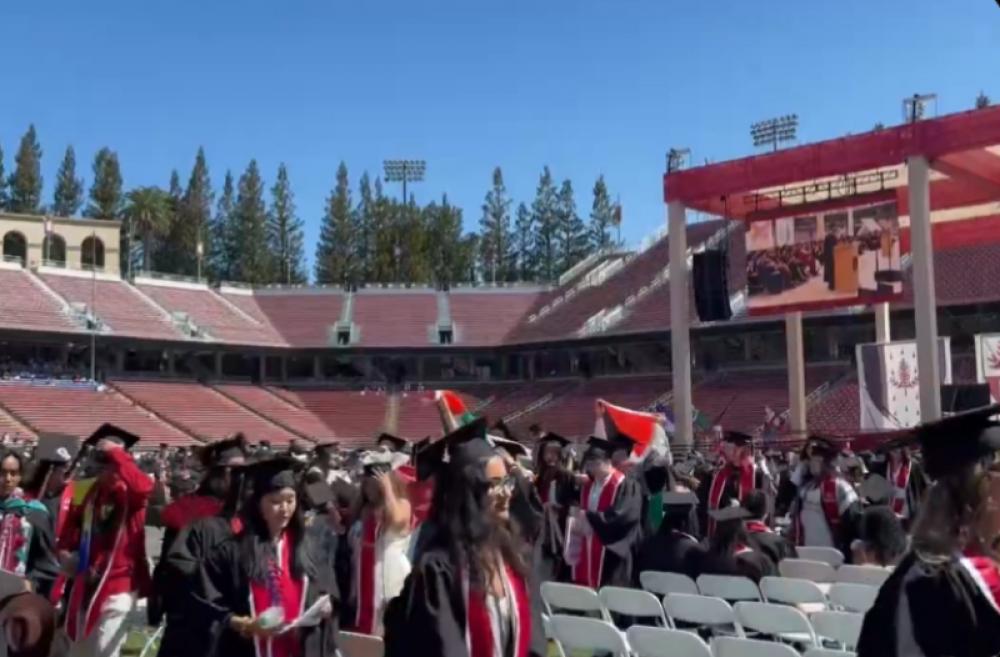 Viral videos show students leaving Stanford ceremony as &lsquo;Free Palestine&rsquo; chants erupt during Sundar Pichai&rsquo;s speech