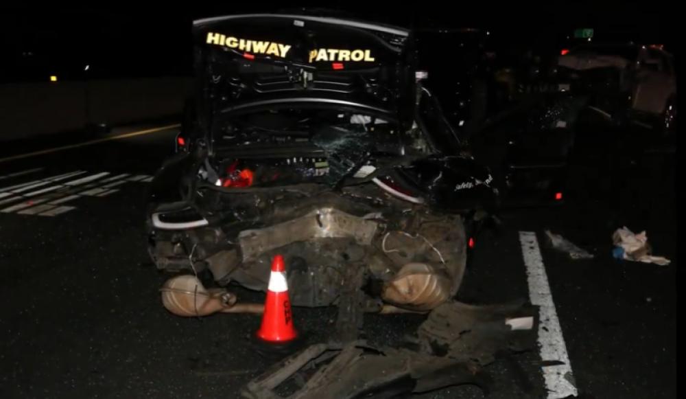 US: Tesla operating in full self-driving mode rams into police cruiser, two officers hurt