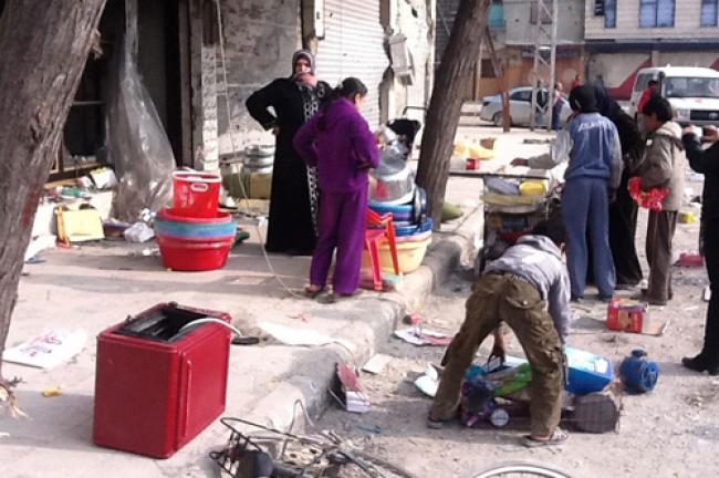 Syria: UN evacuates civilians from Homs