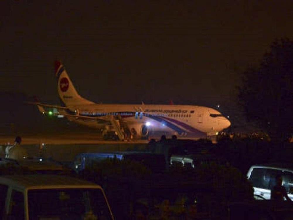 Bangladesh Biman flight 'hijack' attempt: Suspect neutralised 