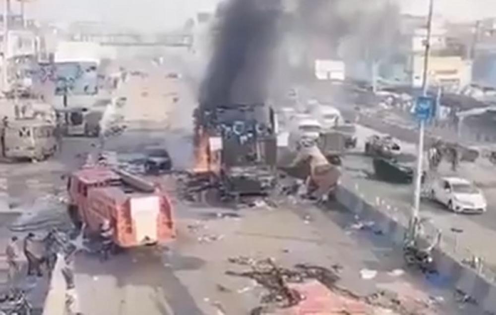 Pakistan: One police officer, three TLP workers killed in clash during anti-Israel demonstration Pakistan: One police officer, three TLP workers killed in clash during anti-Israel demonstration