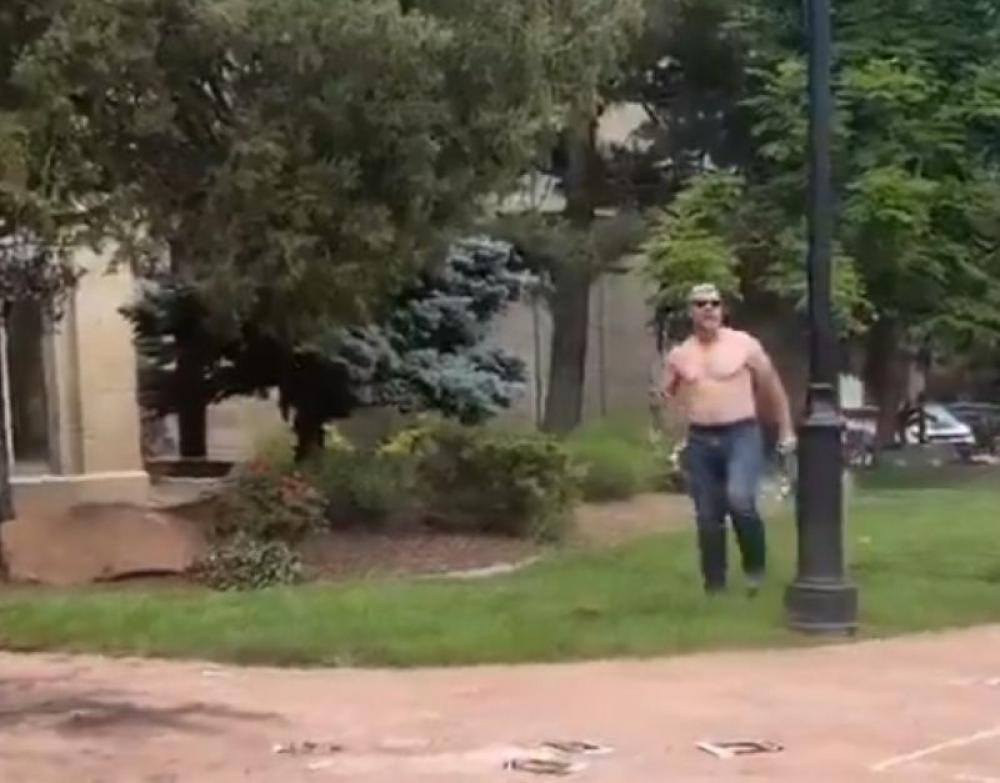 US: Suspect yells 'Free Palestine' and sets people on fire in Boulder, 6 injured US: Suspect yells 'Free Palestine' and sets people on fire in Boulder, 6 injured