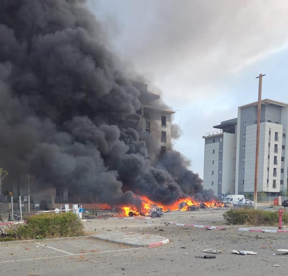 Iran missile strike causes heavy damage in southern Israel's Beersheba Iran missile strike causes heavy damage in southern Israel's Beersheba