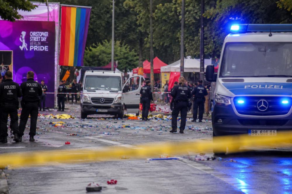 Police hunt Abdul B. after deadly van attack at Berlin Pride Event leaves one dead