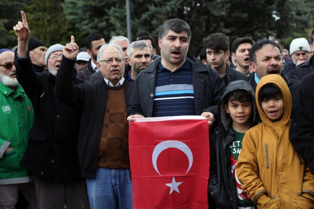 Turkish people condemn mosque attack in New Zealand