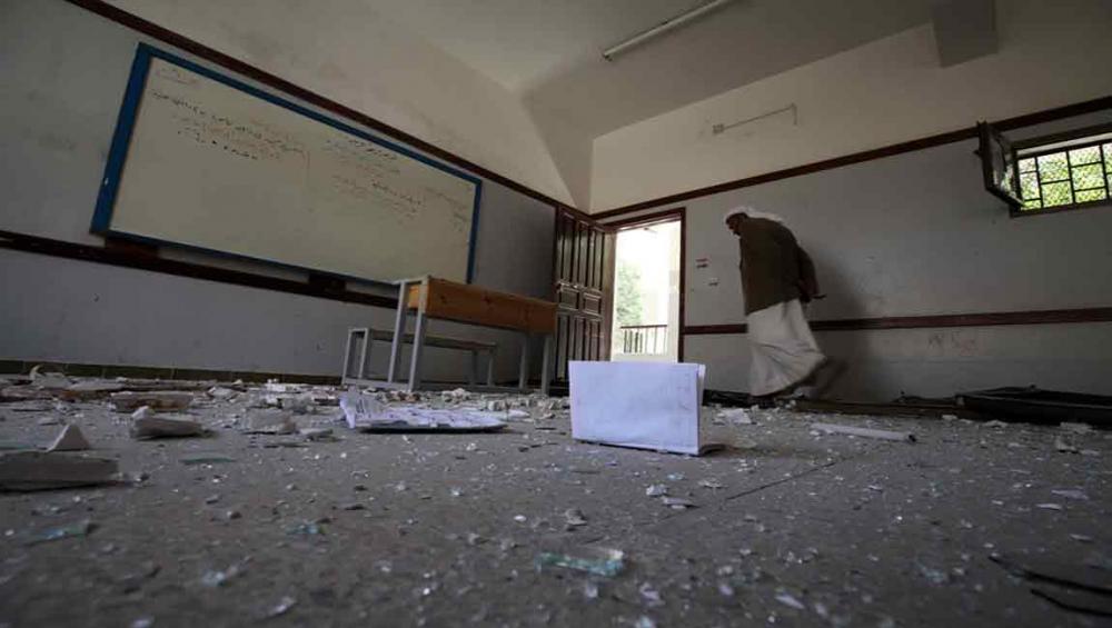 Yemen: UNICEF warns conflict shutters one in 10 schools; teachers unpaid for a year