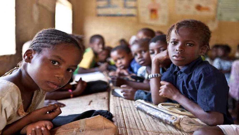 Falling aid for education putting global goals at risk, warns UN agency
