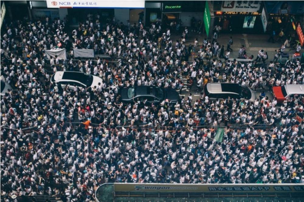 Hong Kong agitation: Students boycott class on first day 