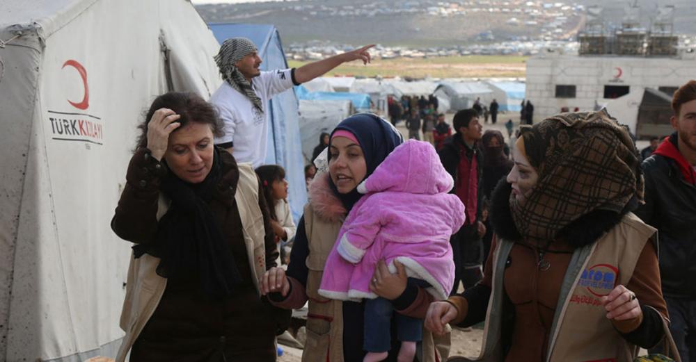As children freeze to death in Syria, aid officials call for major cross-border delivery boost