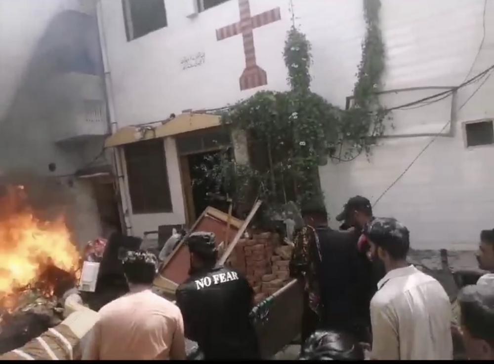 Pakistan: Multiple churches vandalised in Jaranwala over blasphemy charges