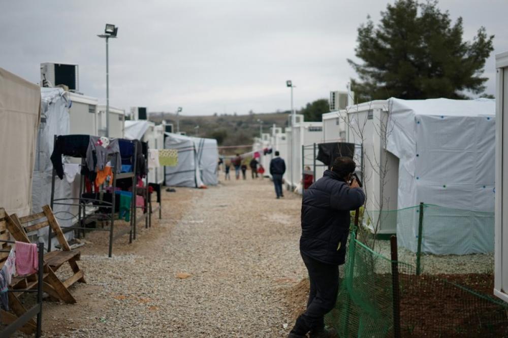 Pakistani government plans to shut down 16 Afghan refugee camps