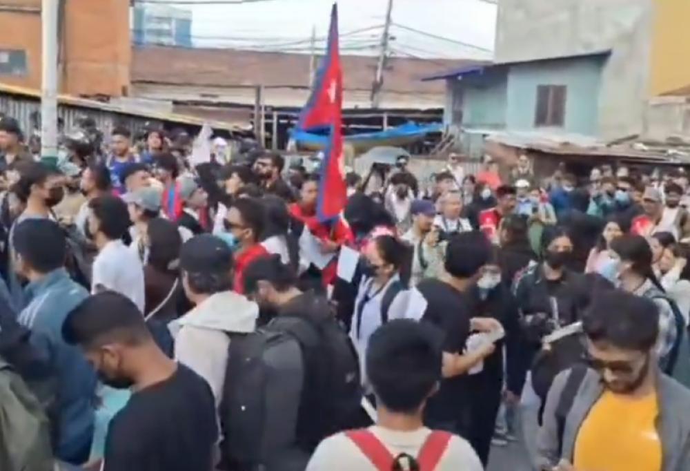 Nepal: Gen-Z protests against social media ban, over 10 die during violent clashes Nepal: Gen-Z protests against social media ban, over 10 die during violent clashes