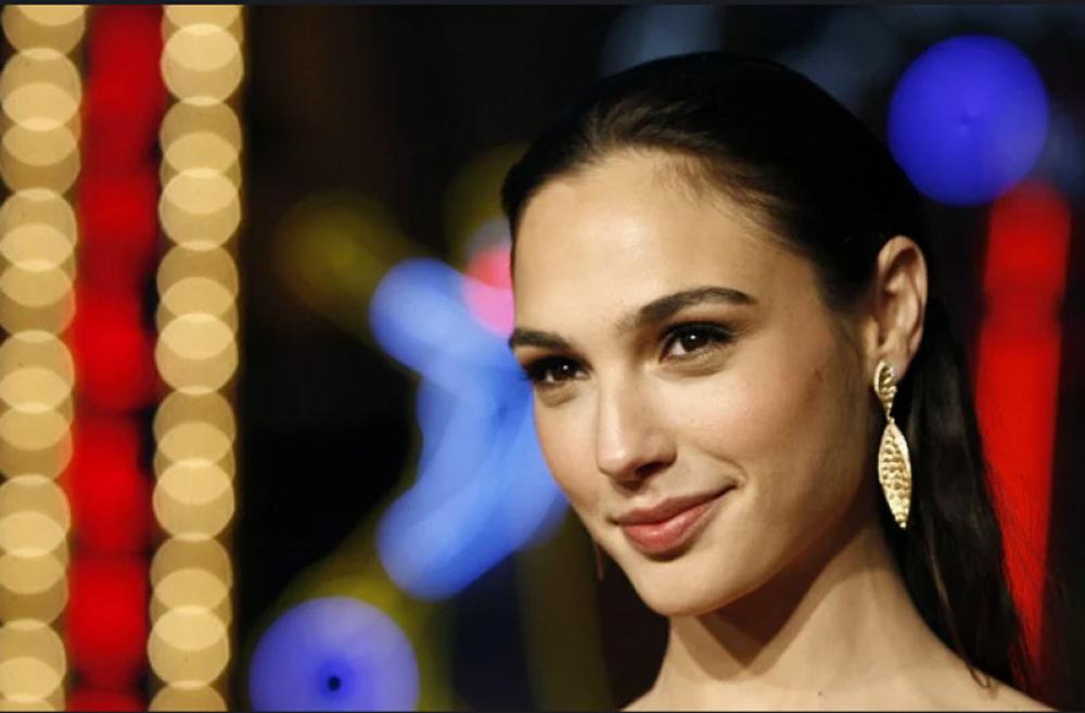 Actress Gal Gadot loves to eat croissants, see her Instagram video to believe it 