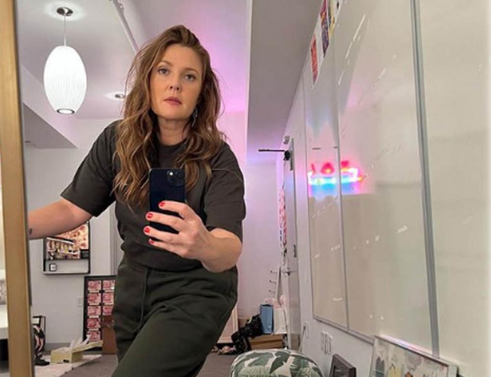 Hollywood Strikes: Drew Barrymore is not returning with talkshow right now after facing backlash 