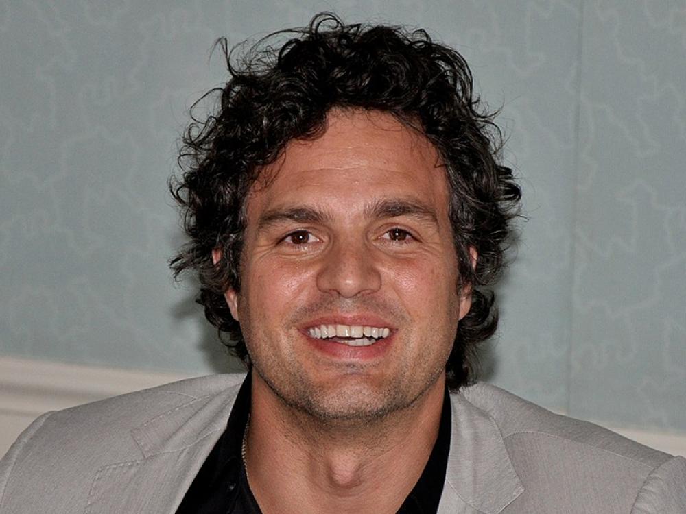  Red carpet turns into protest: Mark Ruffalo targets Trump over Renee Nicole Good's killing