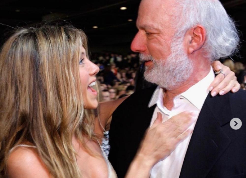&ldquo;He was a father figure to me&rdquo;: Jennifer Aniston's heartbreaking note remembering Friends director James Burrows