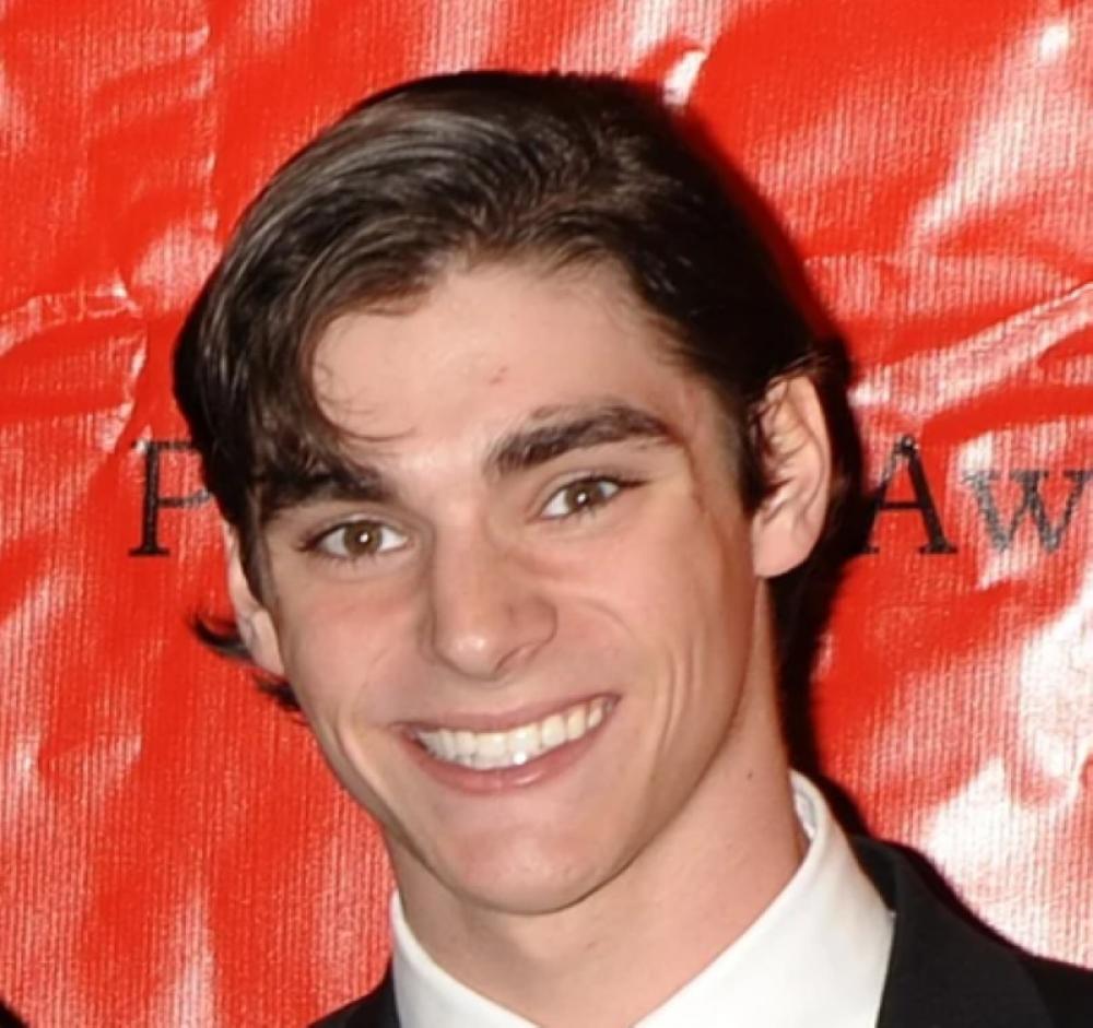 RJ Mitte, 'Breaking Bad' actor and disability rights advocate, dies at 34